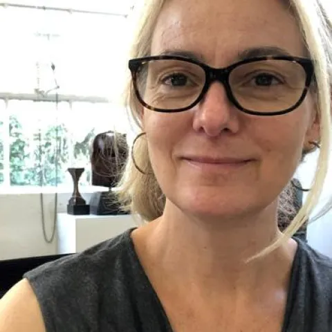 Robin Elizabeth Martin