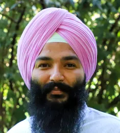 Headshot of Mandeep